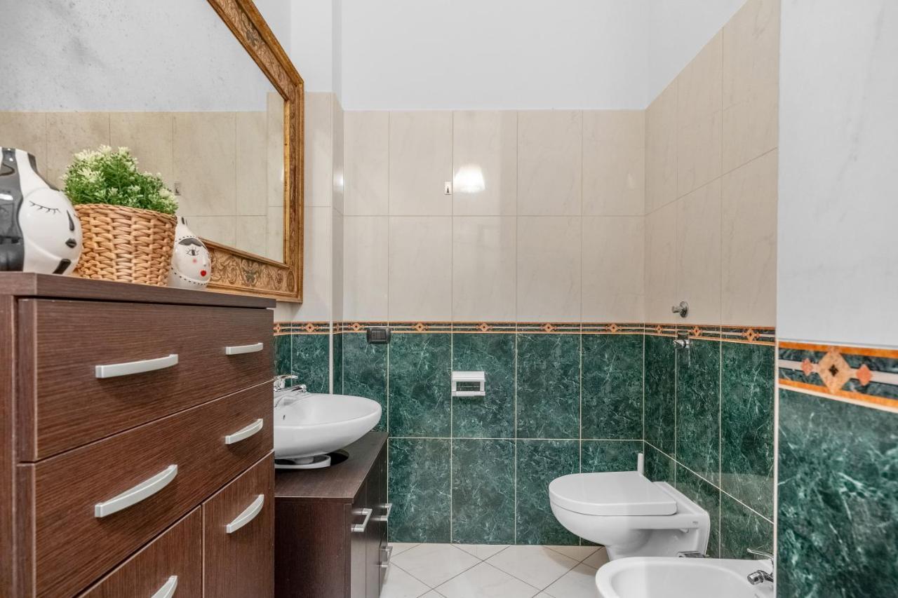 Ca36 - Luxurious Central - Romantic *